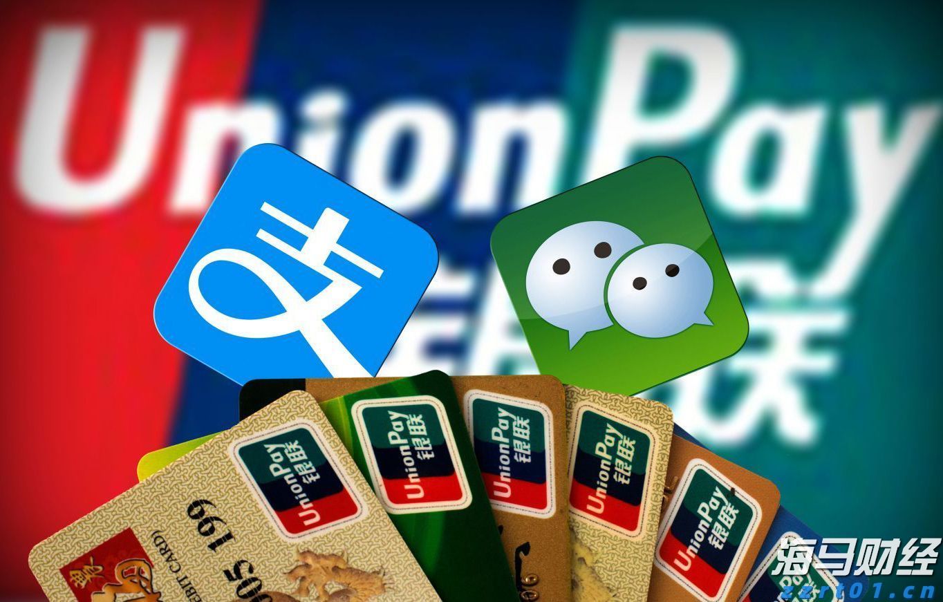 遛狗没牵绳引发冲突，致人右眼受伤！宠物主人获刑