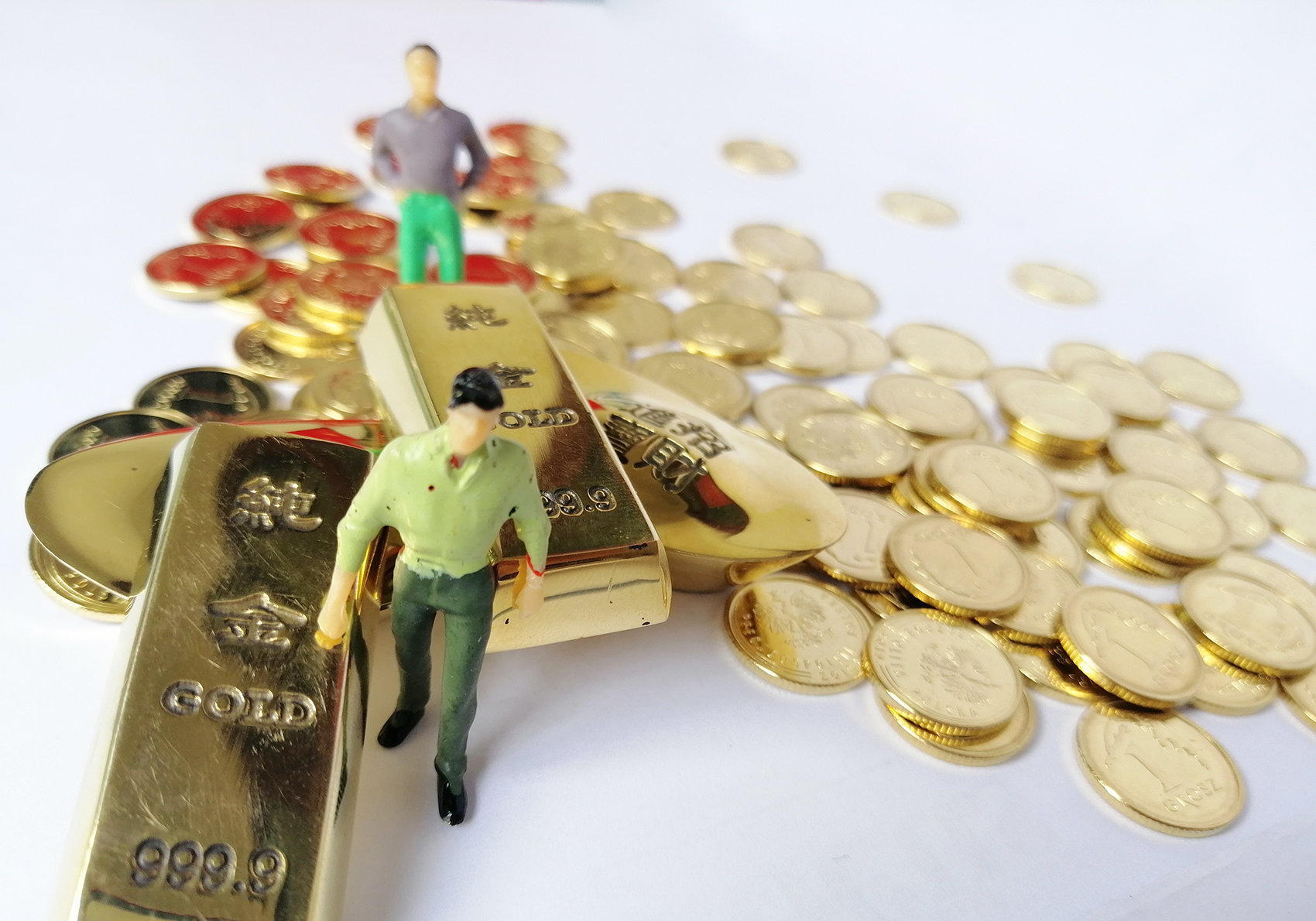 港股概念追踪 | 房地产贷款增速回升 行业总体朝止跌回稳方向迈进 左侧潜伏时机已到(附概念股)