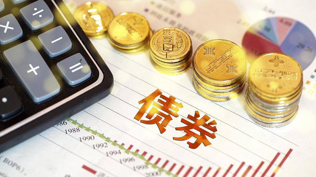 我市相关部门举行就业服务进校园活动