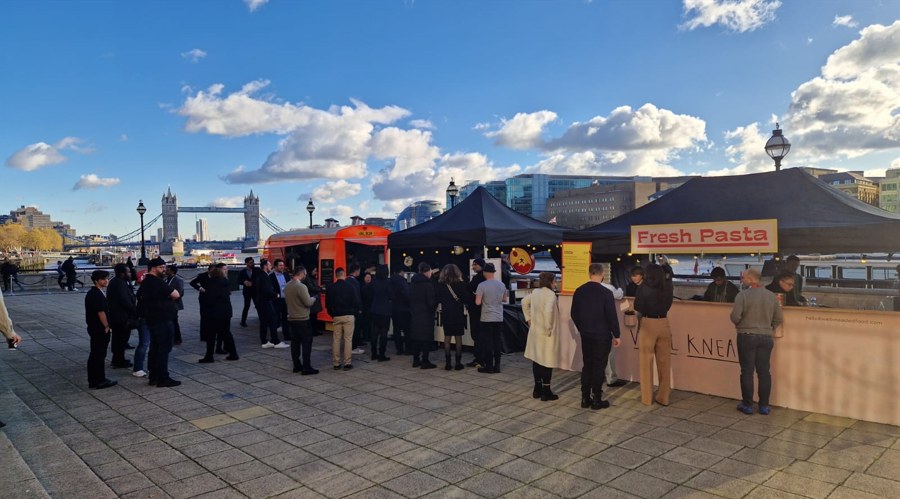 全球原油市场或进入过剩阶段：页岩油巨头Diamondback Energy(FANG.US)减产以应对OPEC+增产压力